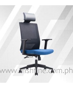 Executive chair with headrest - Trishtine