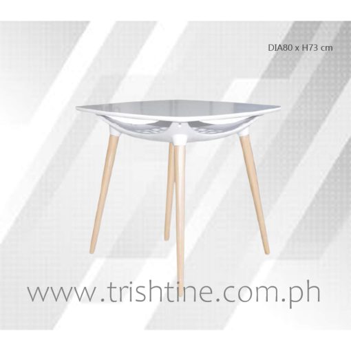 Square pantry table - Trishtine