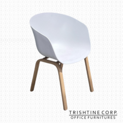 TPR-PLAS-012 | Helmet Visitor's Chair